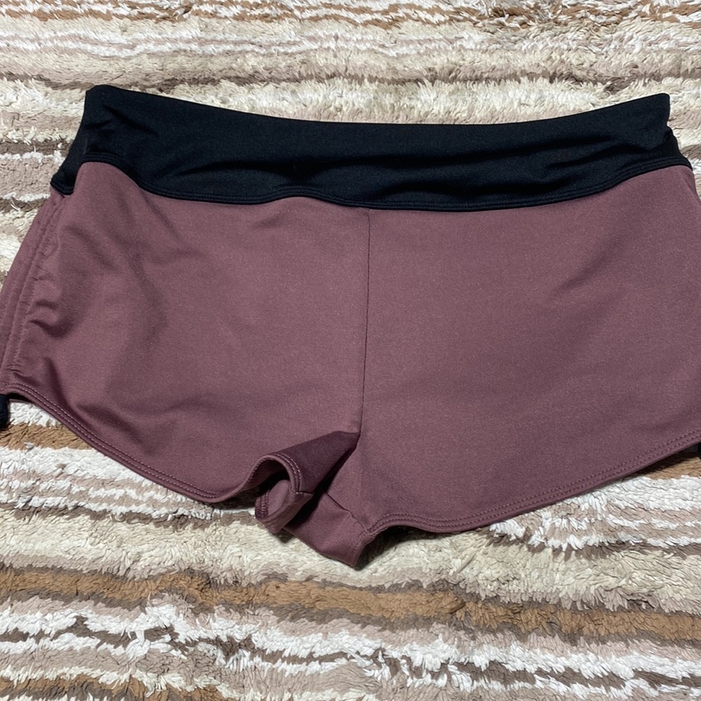 PINK Victoria's Secret Gym To Swim Shortie - Picture 5 of 5